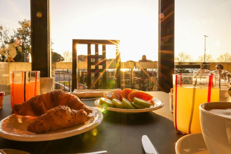 Alevic Hotel Sirmione - image 2