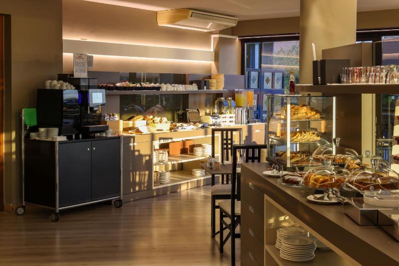 Alevic Hotel Sirmione - image 34