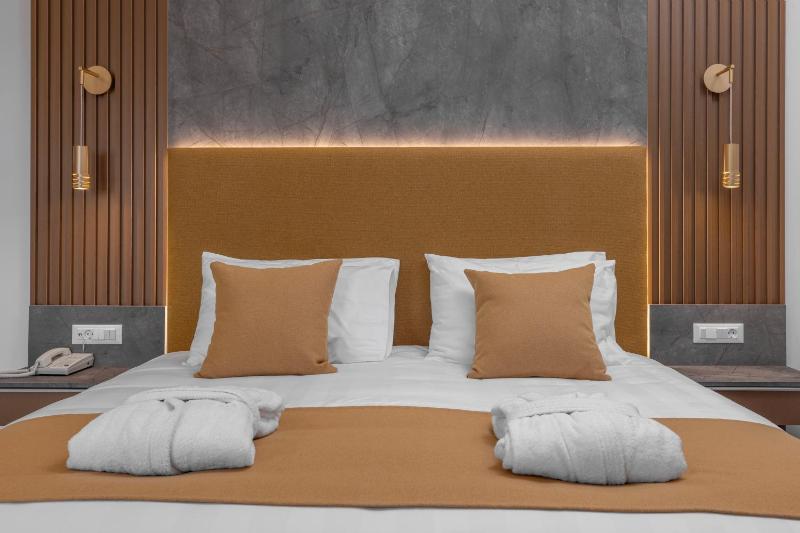 Suite with Balcony image 1