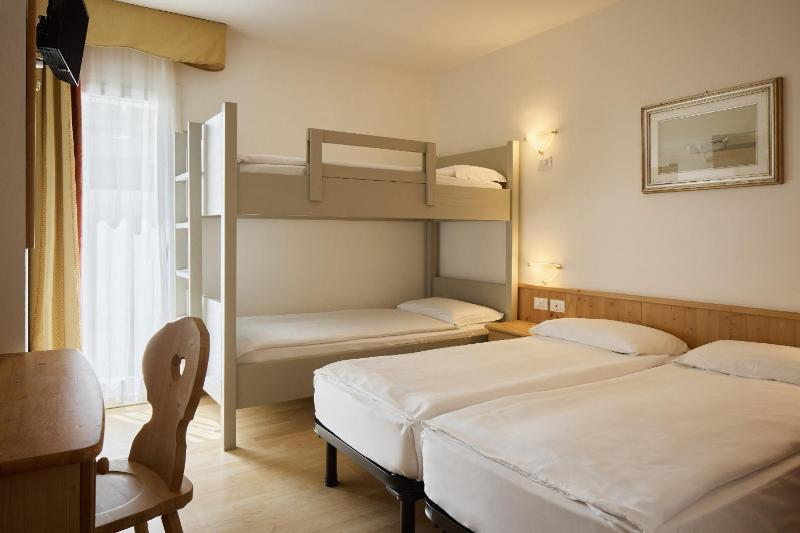 Quadruple Room image 1