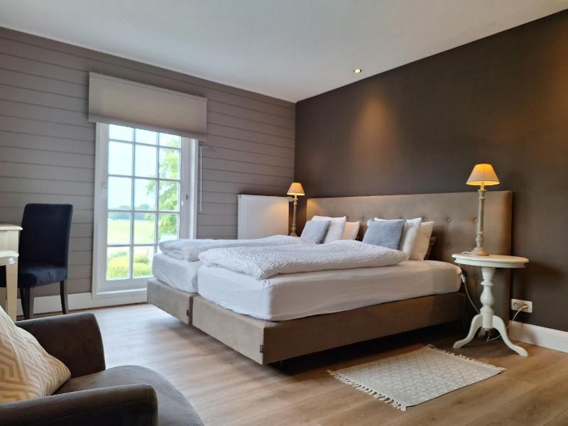 Deluxe Apartment image 2