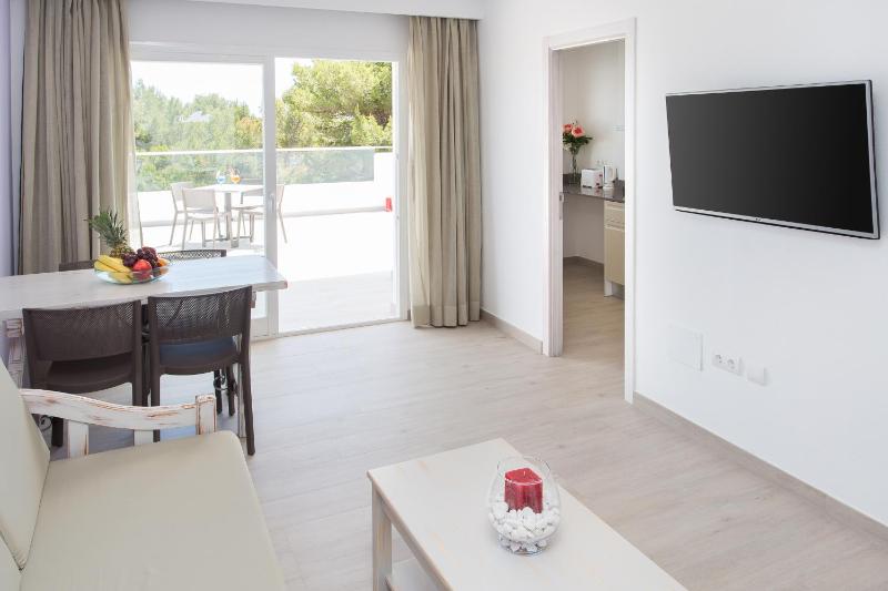 Three-Bedroom Apartment image 3