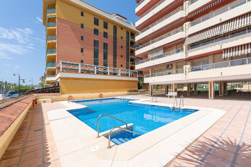 797HOLIDAY RENTALS- Piso contemporaneo frente al mar - image 12