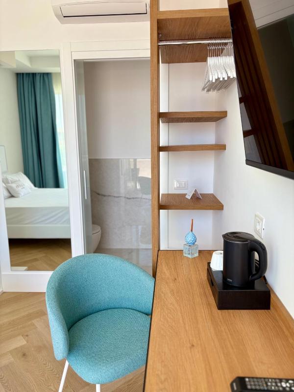 Kairos Tropea luxury rooms & pool - image 19