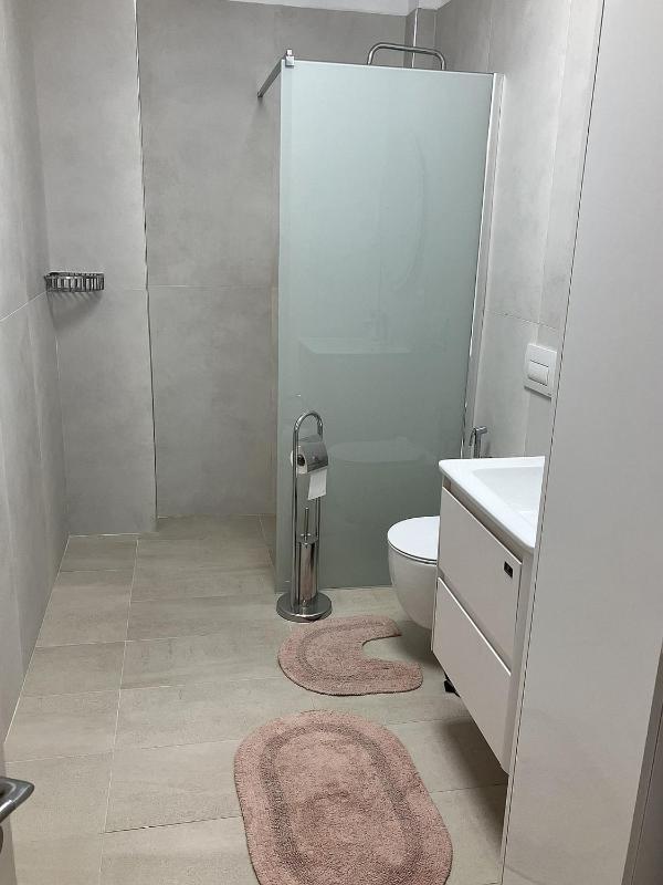 Apartment Oasis with garage Shkembi i Kavajes 200 m from the beach - image 16