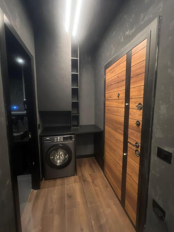 Iunn Apartment 5 - image 3