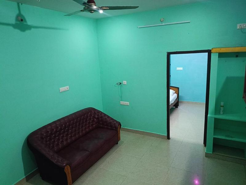 Ramesh home stay nearby Py Rock beach - image 8