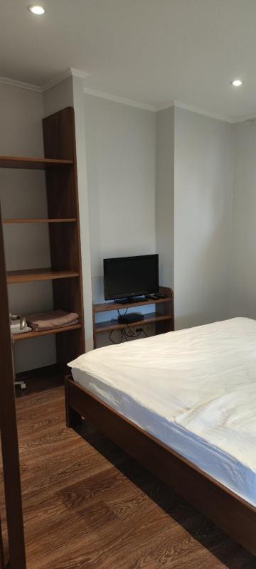 Apartment with Mountain View image 3