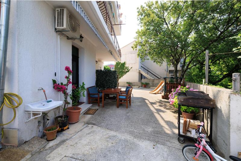 Apartment Vlatka Grof - image 24