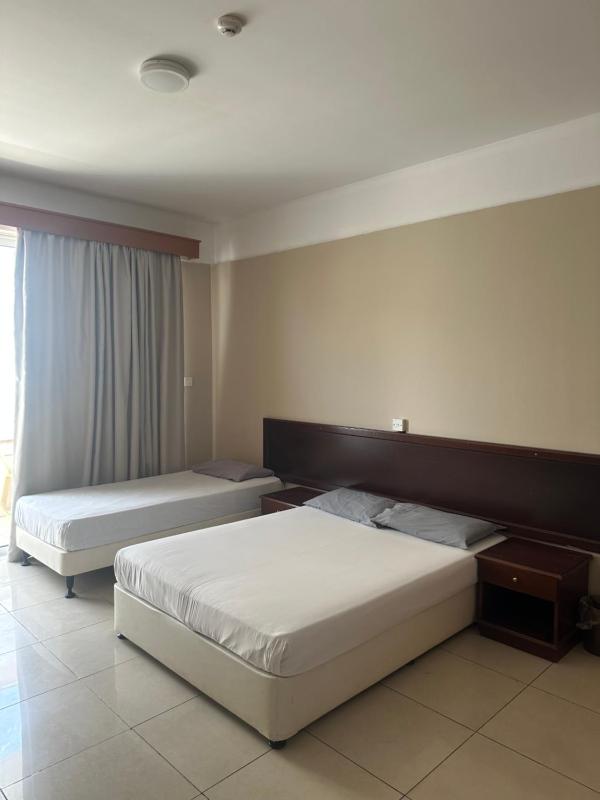 Ellis Hotel Apartments - image 10