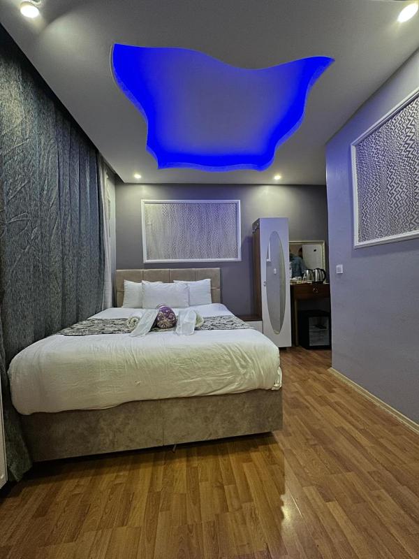 Standard Single Room image 4