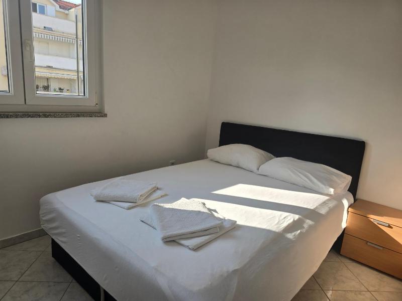 Apartment Palma - Novalja - image 14
