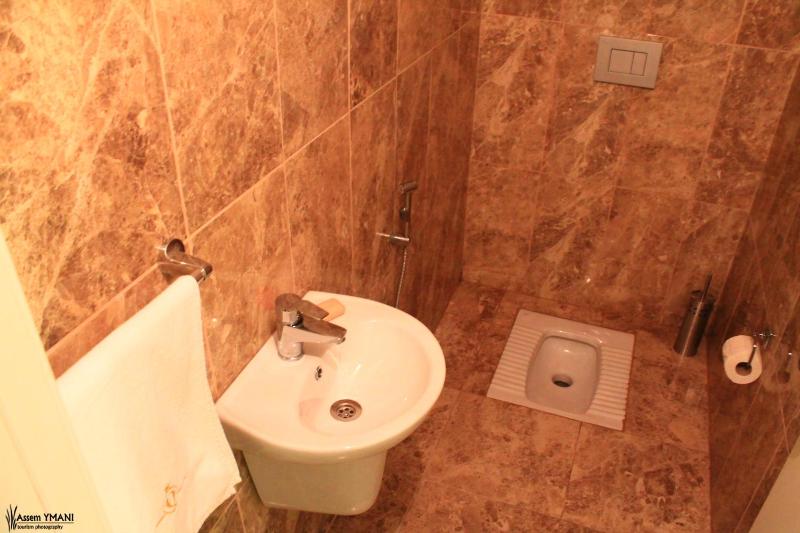 One-Bedroom Apartment with Sea View image 3