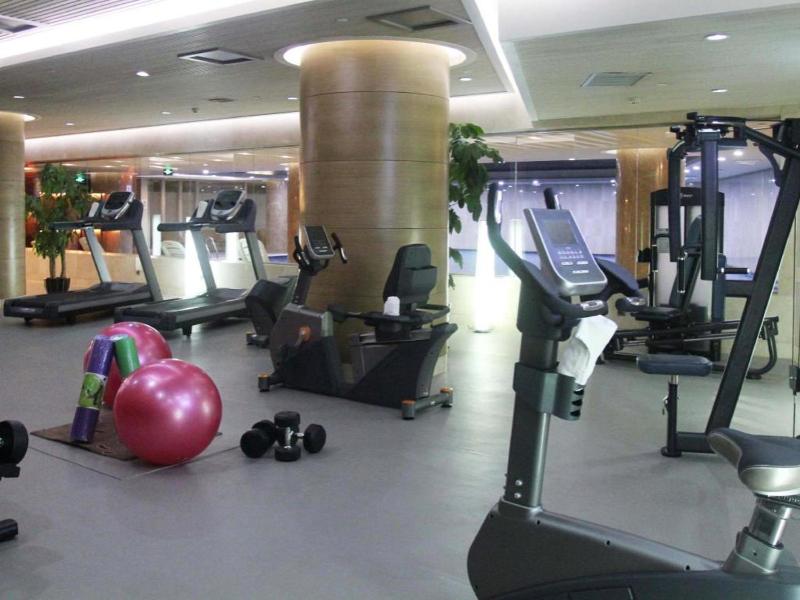 Grand Metropark Hotel Qingdao - image 2