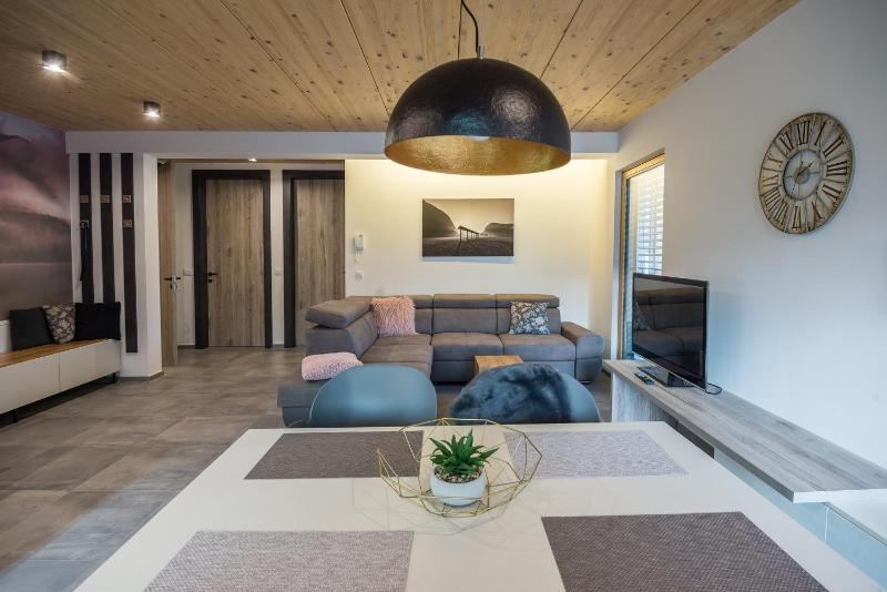 One-Bedroom Apartment with Sauna image 3