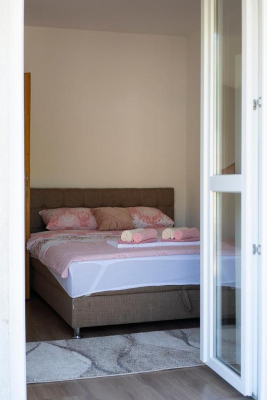 Apartman Rose Trebinje - image 9