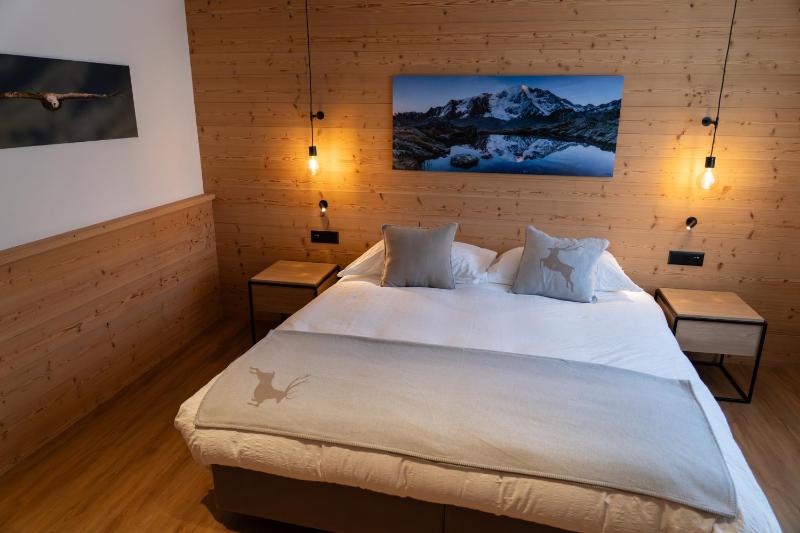 Standard Double Room image 3