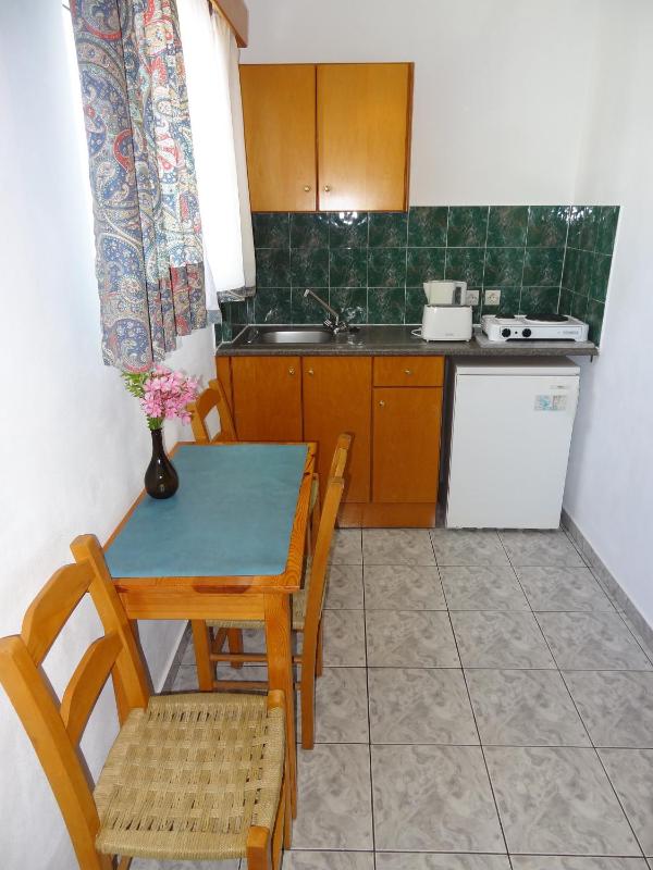 Two-Bedroom Apartment image 4