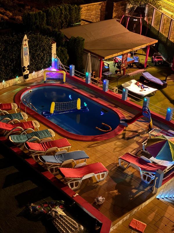 Princess&Prince Apartment with swimming pool and garden - image 19