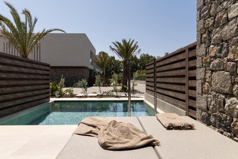 Mosay All Suite Hotel - image 13