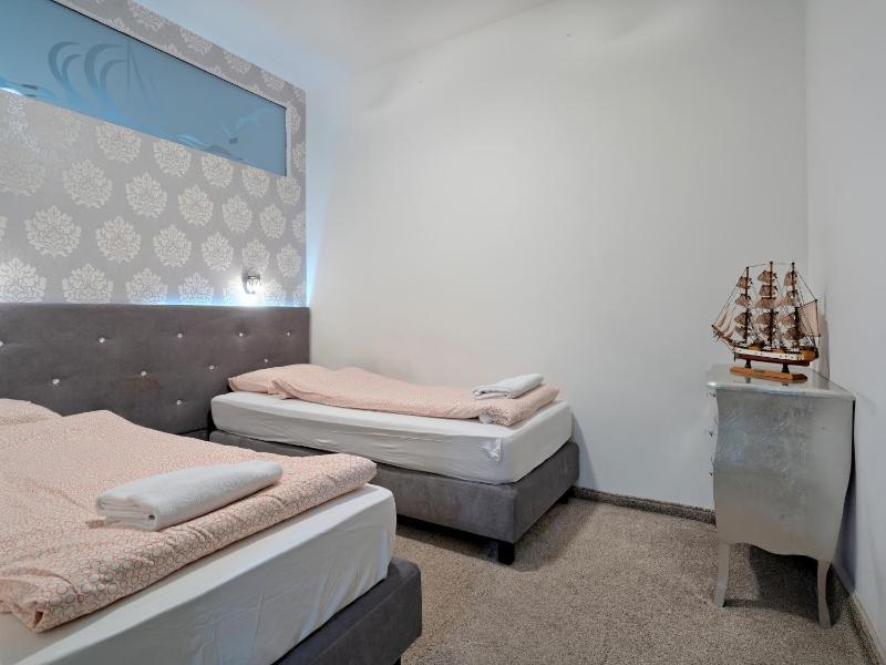 Apartament Mewa - ACCO RENT - image 8