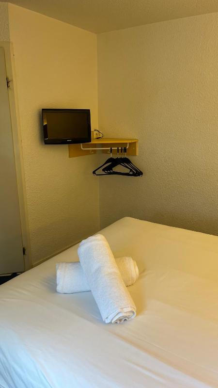 Double Room - Disability Access image 3