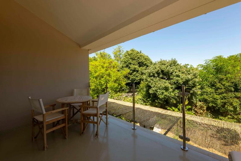 One-Bedroom Apartment with Terrace (2 Adults) image 3
