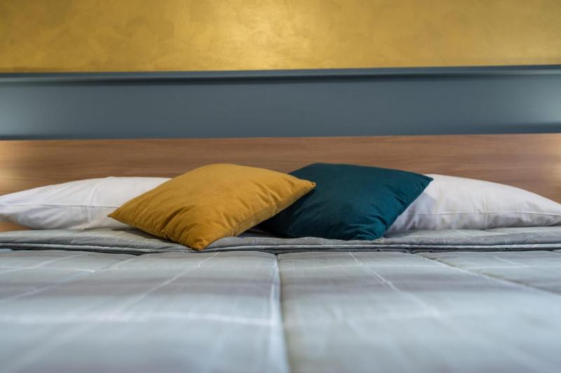 Double Room image 2