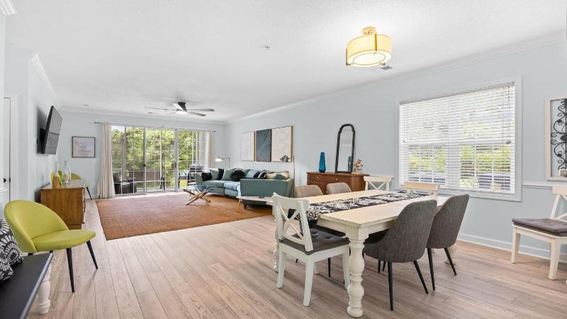 1615 The Havens condo - image 29