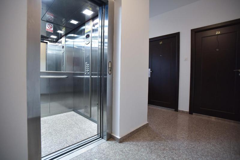 Omega 2 Apartment Budva - image 16