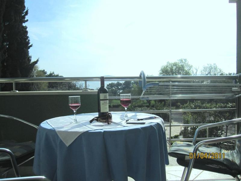 Apartment with Sea View image 2