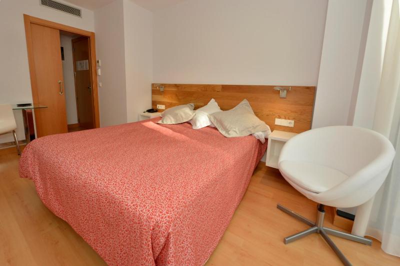 Superior Double Room image 4