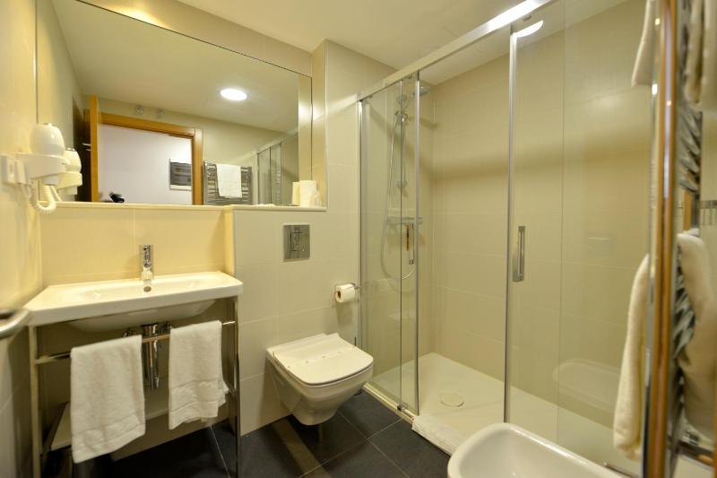 Superior Double Room image 3