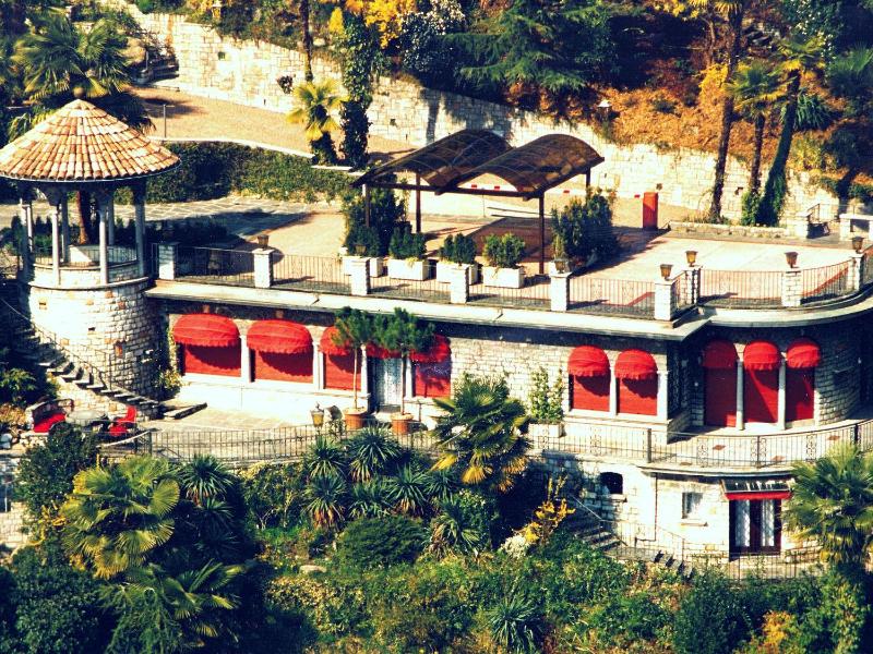 Villa image 4