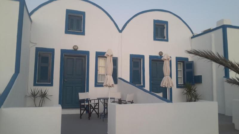 Hotel Paradisos Oia - image 16