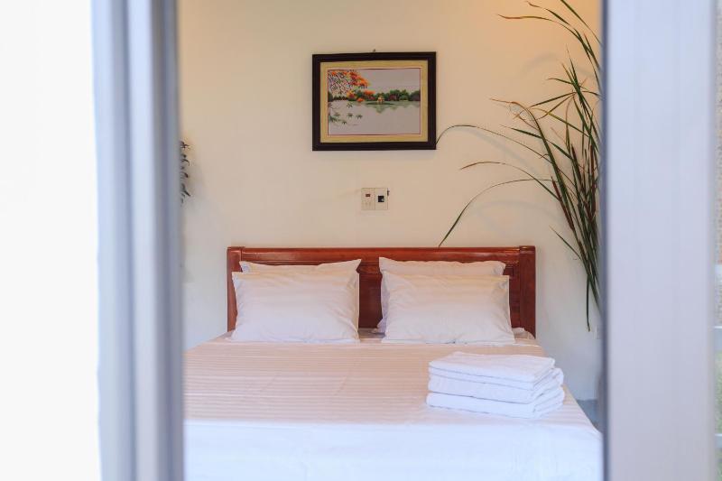 Heartfelt Hideaway - image 34