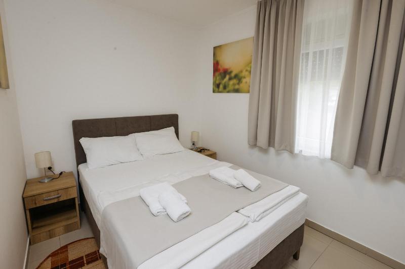 Comfort Single Room image 3