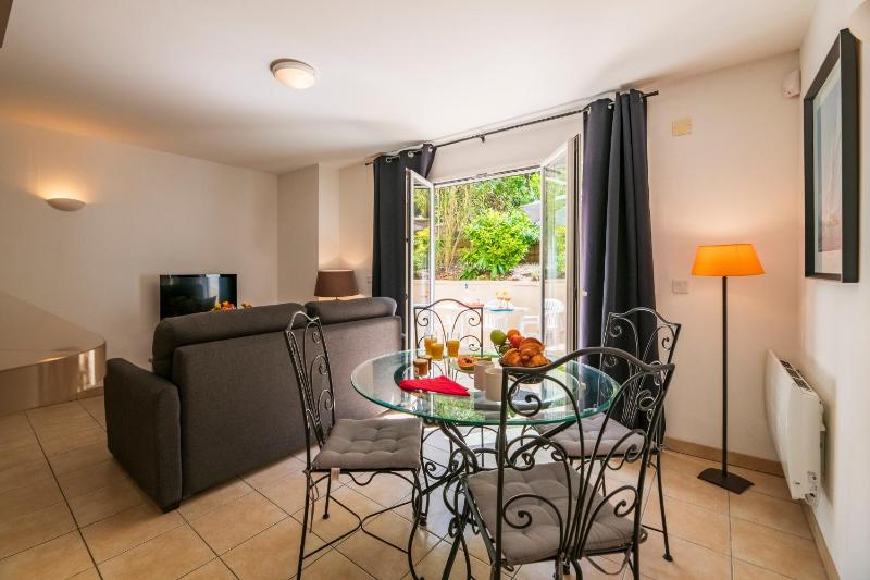 Superior Apartment (2 - 4 Adults) image 2