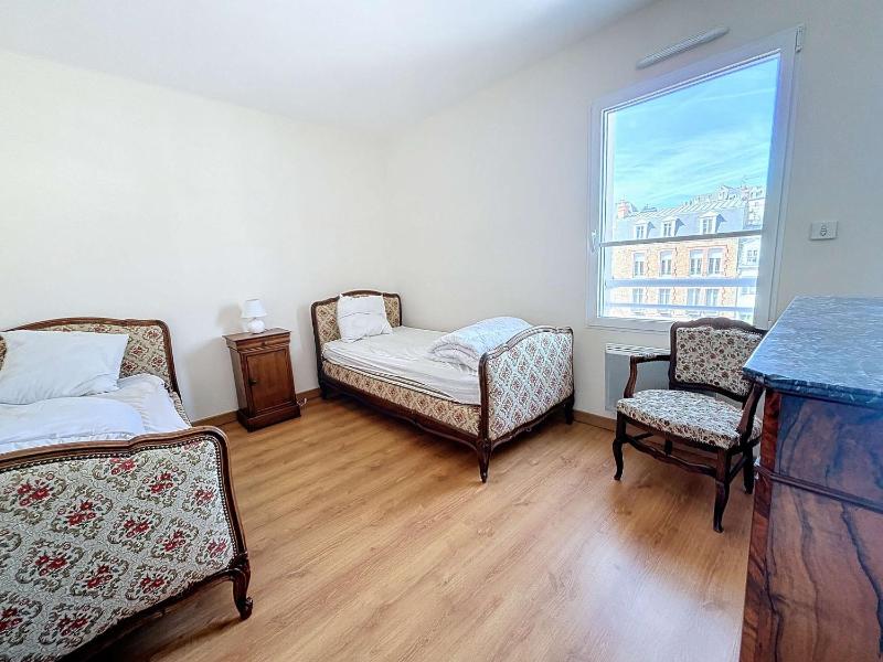 Apartment (4 Adults) image 3
