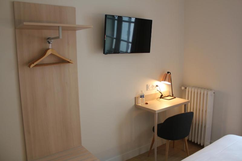 Standard Double Room image 2