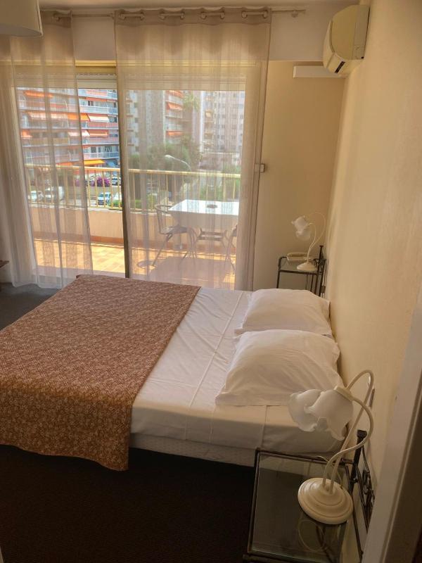 Double Room image 4