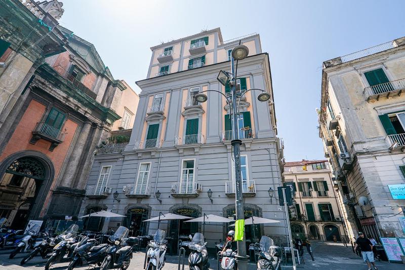 GreRos Dante H by ClaPa Group Dilsocated Hospitality - image 6