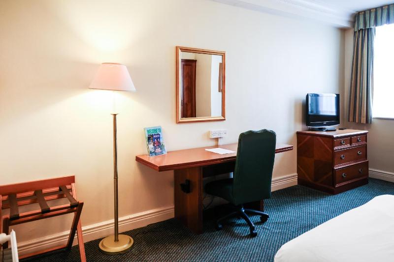 Standard Double Room image 4