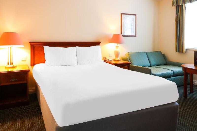 Standard Double or Twin Room image 1