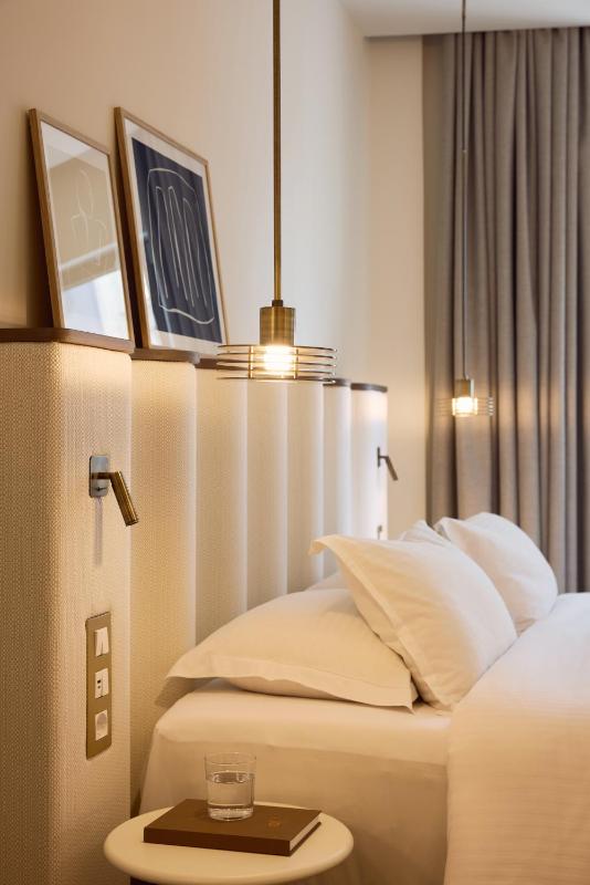 Standard Double or Twin Room image 4