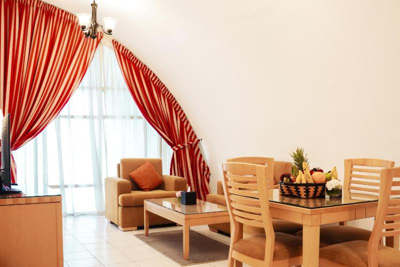 One-Bedroom Apartment image 3