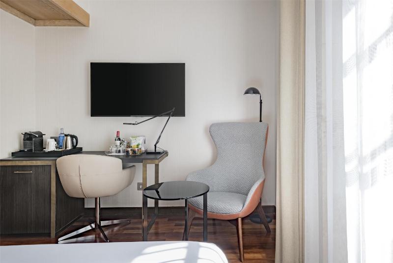 Superior Single Room image 3