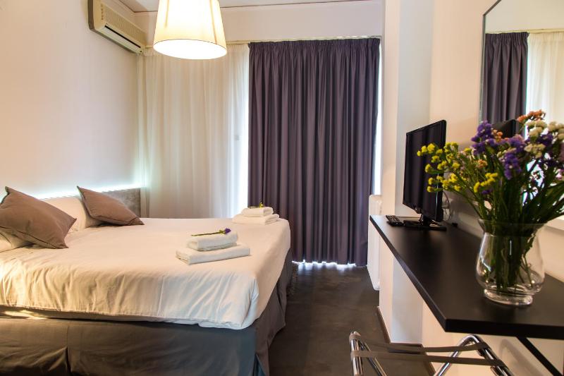 Single Room image 4
