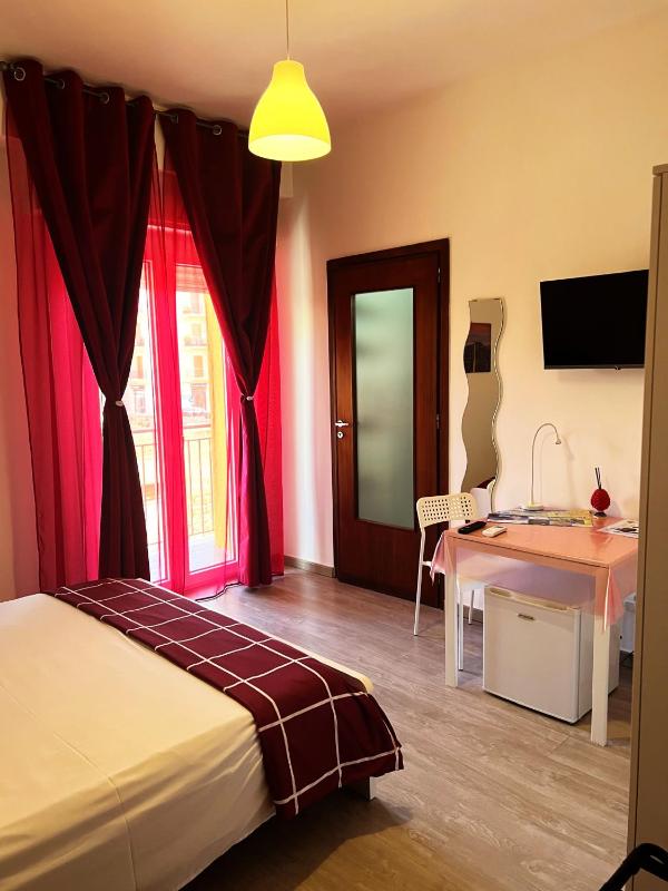 Double Room with Private Bathroom image 3