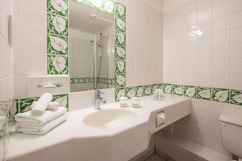 Superior Double or Twin Room image 2